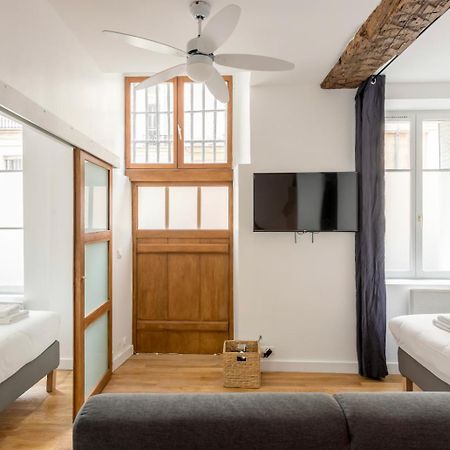 Suite Du Lion/Ac Historic Flat, Marais, 4-5 Guests Paris Bagian luar foto
