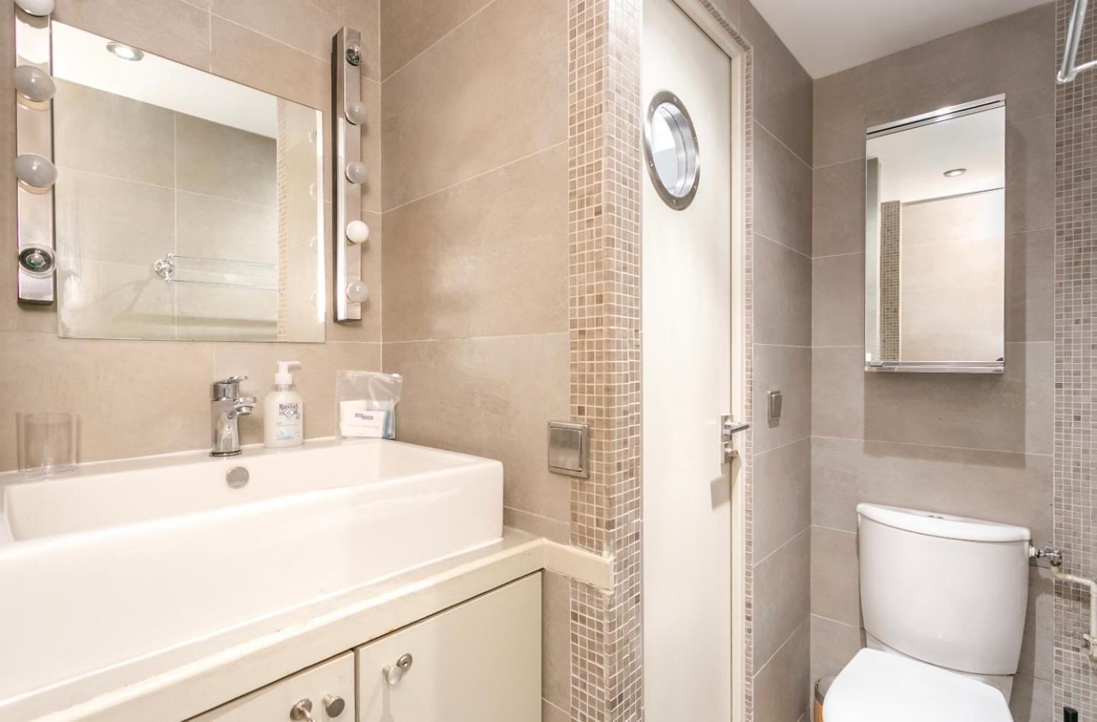 Suite Du Lion/Ac Historic Flat, Marais, 4-5 Guests Paris Bagian luar foto